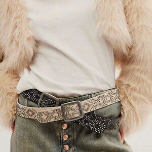 FREE PEOPLE Off The Record Stud Belt In Neutral & Silver (size S/M) NWT